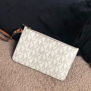 Michael Kors Wristlet